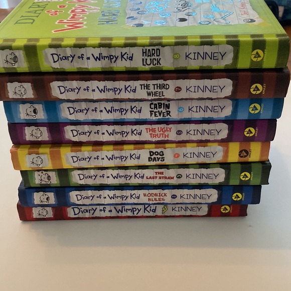 Diary of a Wimpy kid books 1-8 - Picture 2 of 5